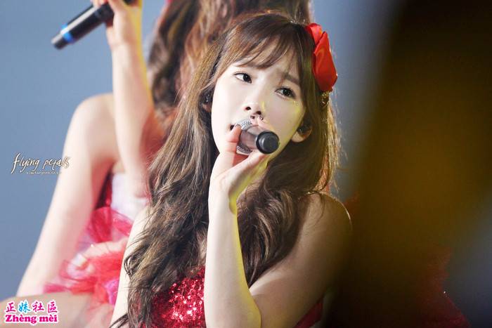 2015mama_best_female_artist_taeyeon_33.jpg