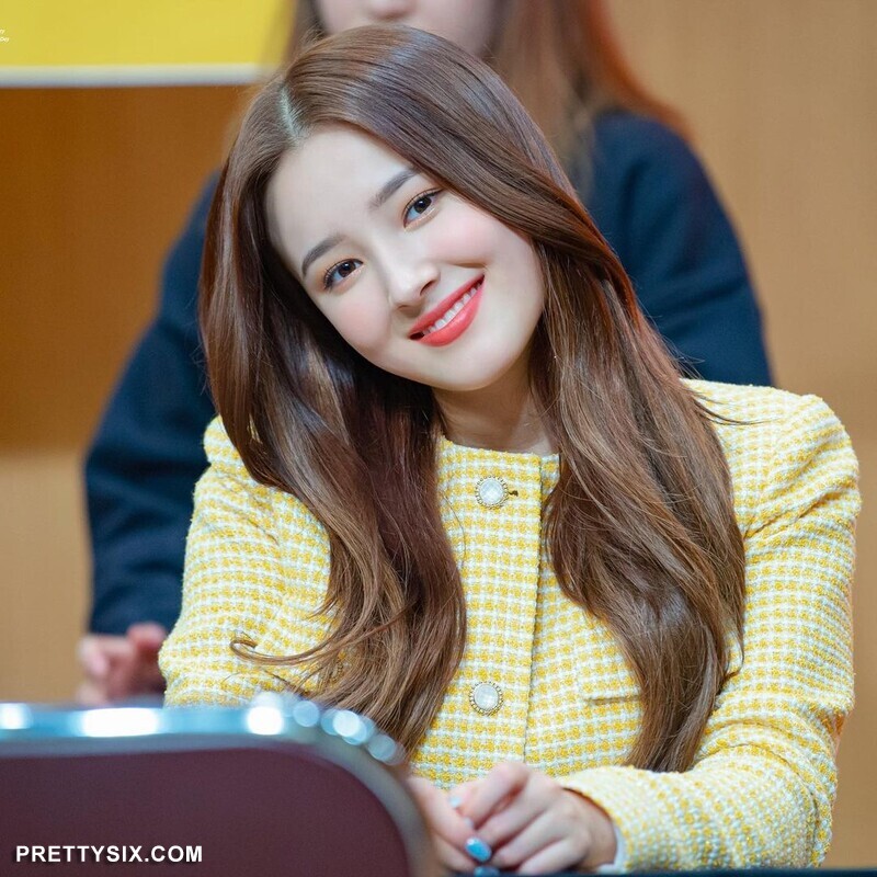 nancy.momoland_8069636614501559951437668827938773915349609n.jpg